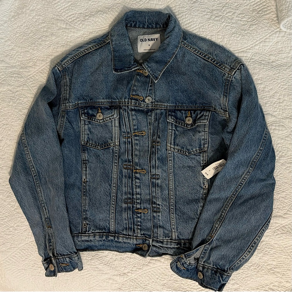 Old Navy. Dark Wash Denim Button Down Jacket. Size Small.
